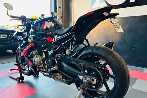 BMW M 1000 R Pack M Compétition noire — photo 3