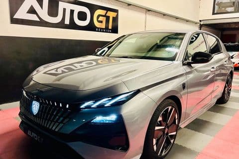Peugeot 308 GT Hybrid 145 ch état neuf — photo 1