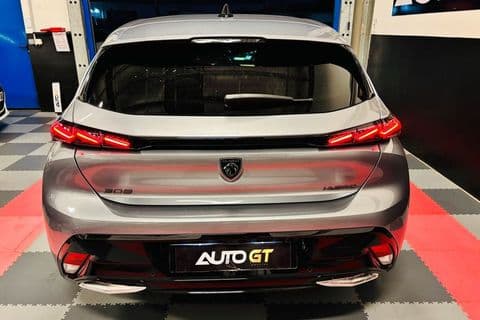 Peugeot 308 GT Hybrid 145 ch état neuf — photo 4