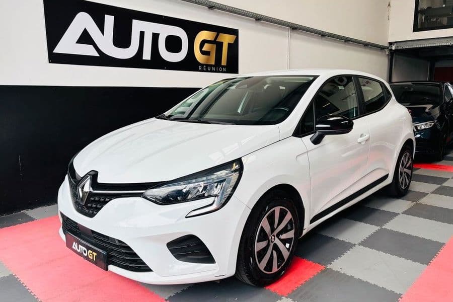 Renault Clio V 1.5 dCi blanche — photo 1